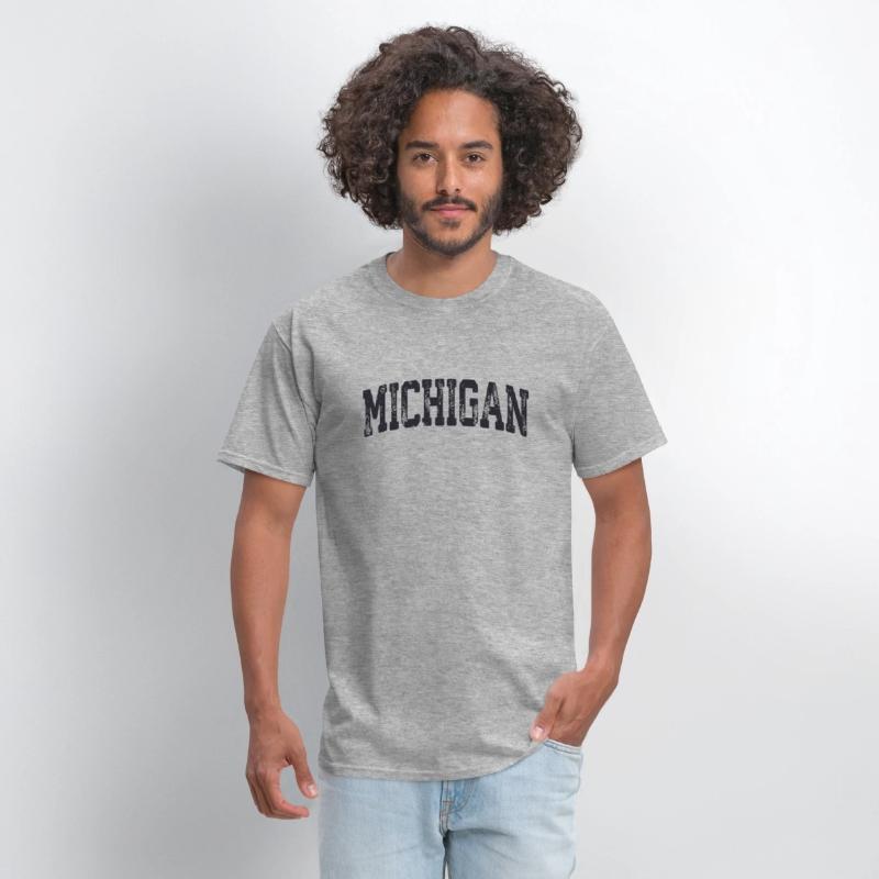 Vintage Michigan Crewneck College Style Sports Us